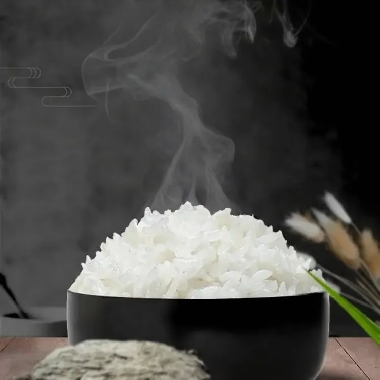 小新自家长粒大米