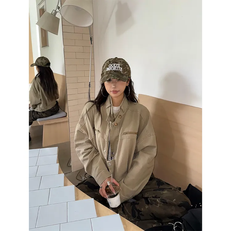美式辣妹设计感立领长袖短款外套女秋季复古机车服卡其色夹克上衣