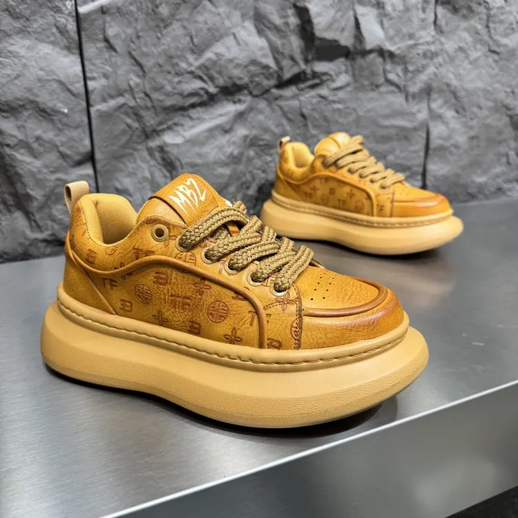 秋冬款男鞋轻奢印花皮面百搭休闲鞋软底轻便增高潮款冬季男鞋