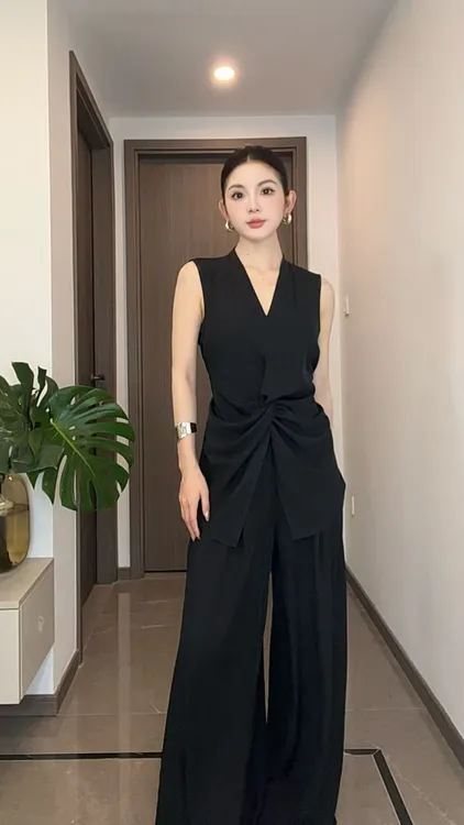 无袖衬衫套装女夏扭结气质高冷御姐上衣阔腿裤休闲时尚两件套