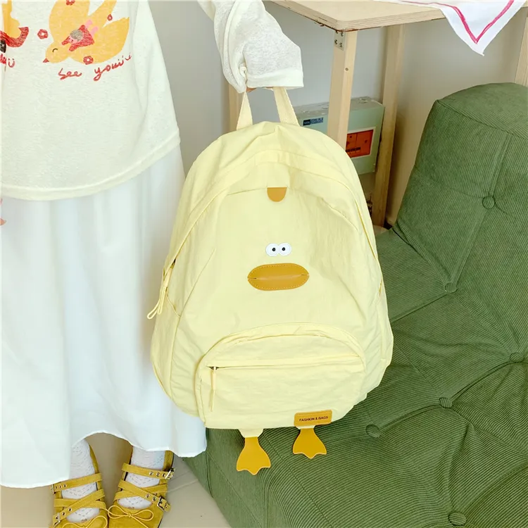 潮流书包ins卡通日系韩版可爱小鸡双肩包学生大容量背包旅行出游