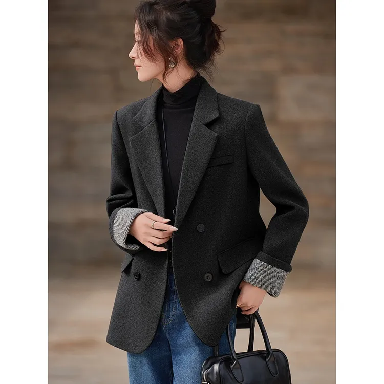 黑色西装外套女2025新款春秋职业气质高级感上衣宽松大码休闲西服