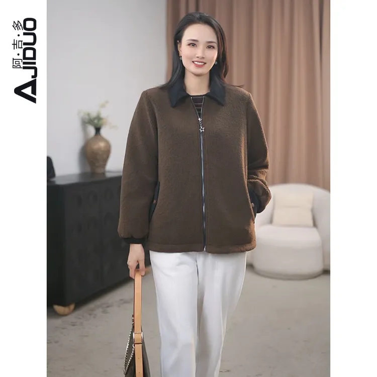 阿吉多A23081褐色长袖羊羔绒外套女2025秋冬新款保暖洋气大码上衣