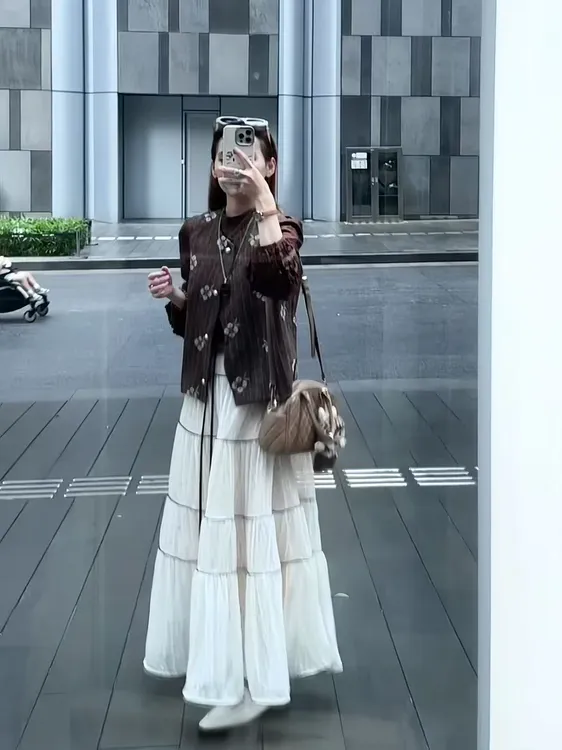 今年流行套装女2025秋季韩系复古衬衫马甲半身裙高级感显瘦两件套