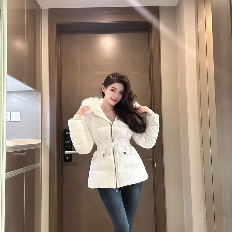 常可爱【小蛮腰短款】 狐狸毛90白鸭绒 设计师款收腰羽绒服冬季修身