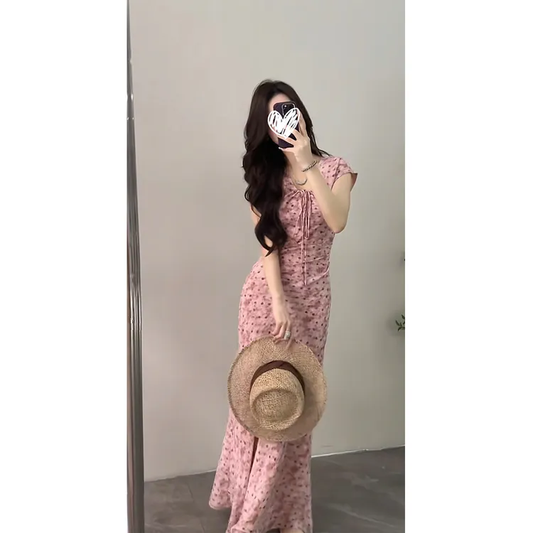 【颂宋】显瘦镂空领裙子短袖法式浪漫感温柔修身时尚连衣裙长款名媛