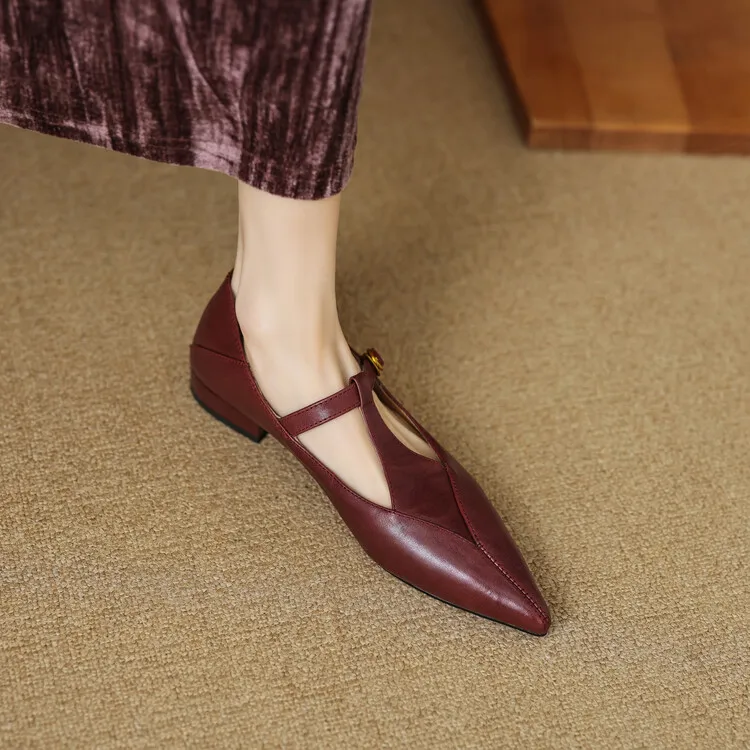 牛皮2cm复古全真皮T字带玛丽珍小皮鞋酒红色法式尖头低跟浅口单鞋