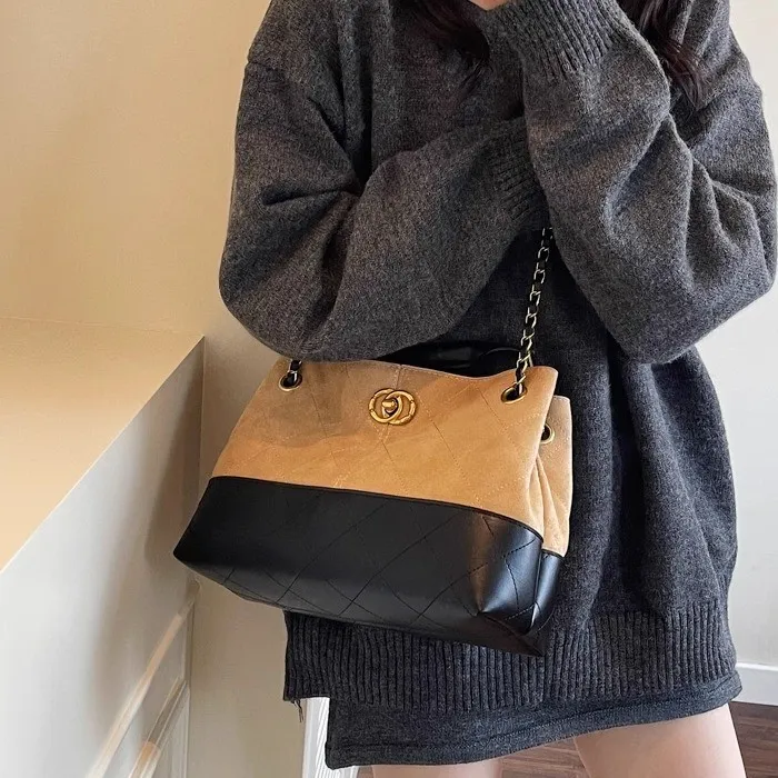 大容量包包女夏季2025新款百搭休闲链条斜挎包韩版手提通勤托特包