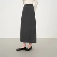 范思蓝恩秋冬针织直筒半身裙女2025新款气质显瘦A字裙子25FS14364