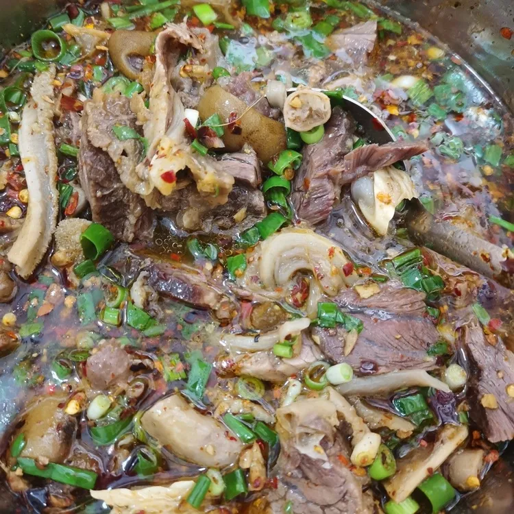 云南保山牛扒烀新鲜黄牛肉