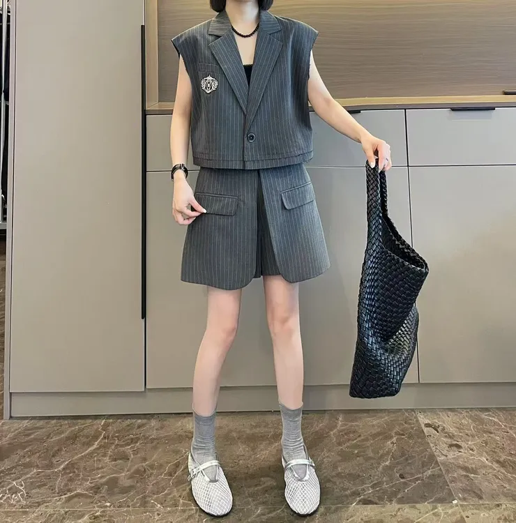 米可/MK-2142LJ【条纹西装马甲+短裤套装】时尚夏季新款两件套