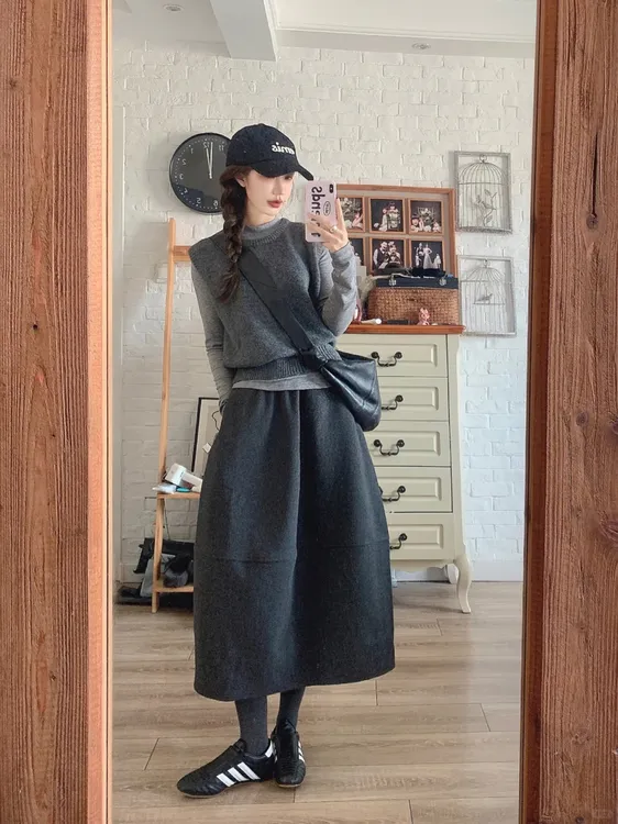 2025秋季搭配一整套女韩系叠穿针织马甲打底衫半身裙气质三件套女