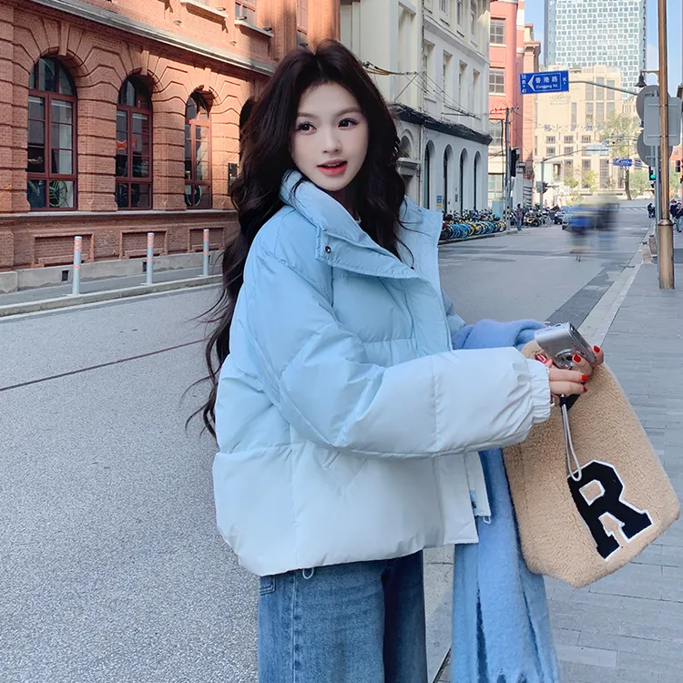 蓝色渐变羽绒服女冬季加厚2025新款独特超好看甜美减龄短款面包服