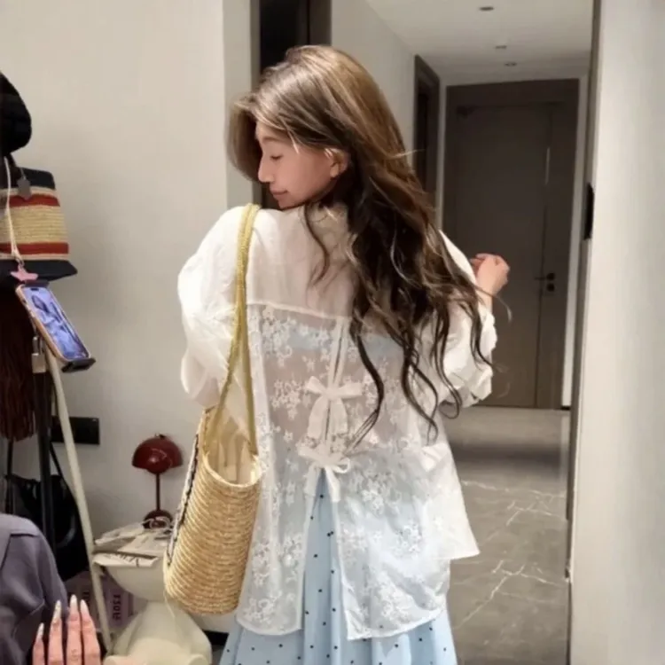 后背刺绣蕾丝边拼接衬衫女2025夏季披肩薄款防晒外套叠穿休闲上衣