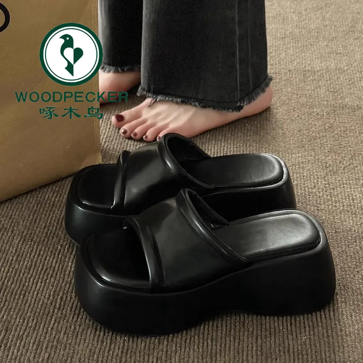 啄木鸟拖鞋女夏外穿2024新款黑色凉鞋海边增高厚底松糕法式小凉拖