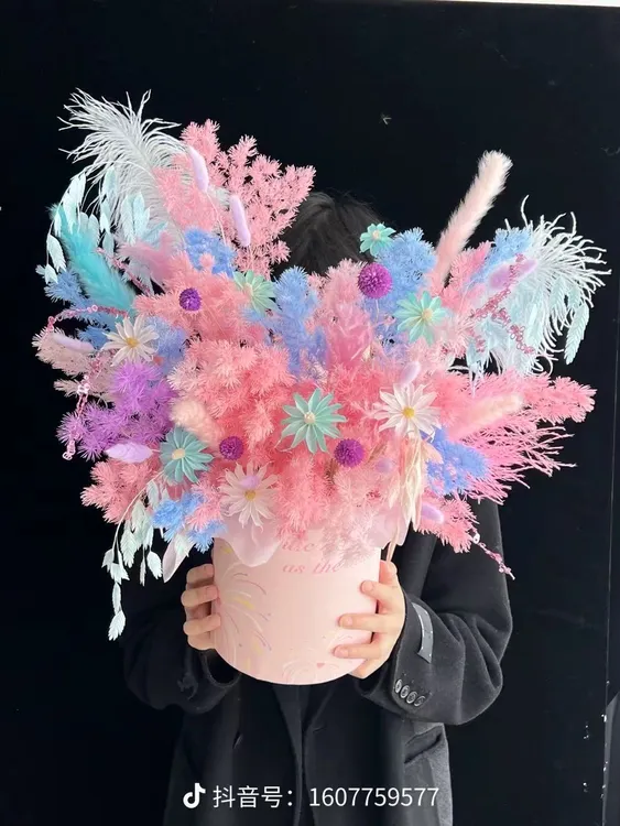 情人节热卖100~120克《不掉针》云南工厂直销蓬莱松永生花超划算款