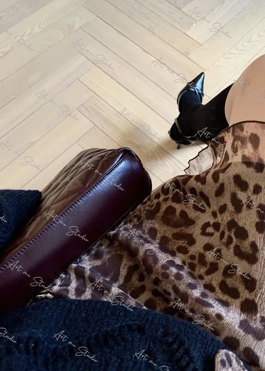 【100桑蚕丝】瓜怒推完美比例惊艳轻盈港剧女人味半裙（干洗）w1806w2