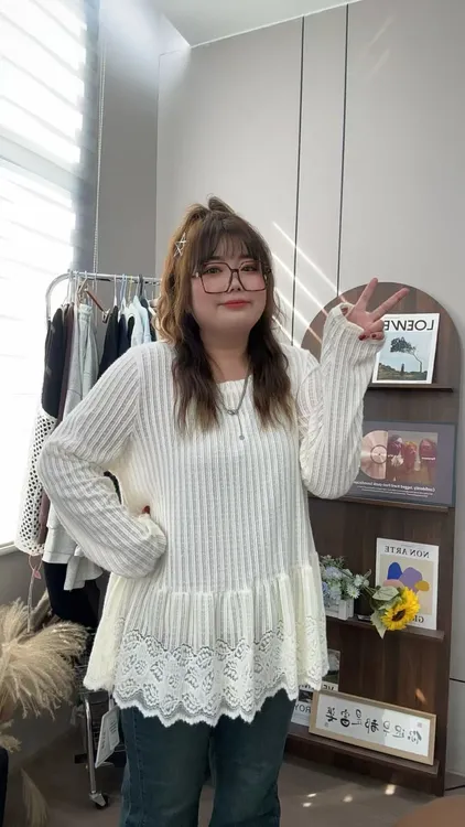 大码白色上衣设计感小众女装蕾丝花边长袖T恤秋冬内搭打底衫5987