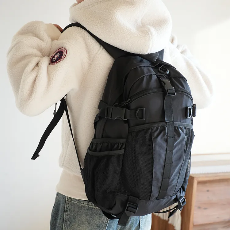 潮牌双肩包男大学生书包女高中初中生大容量轻便运动登山旅行背包