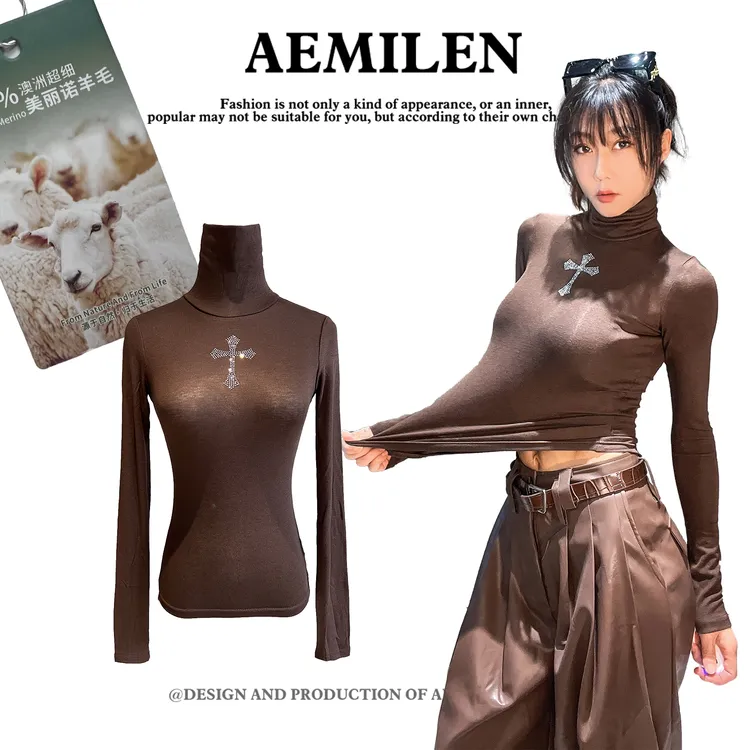 2025新款小众原创天丝羊毛修身T恤女高级水钻上衣薄款羊绒打底衫