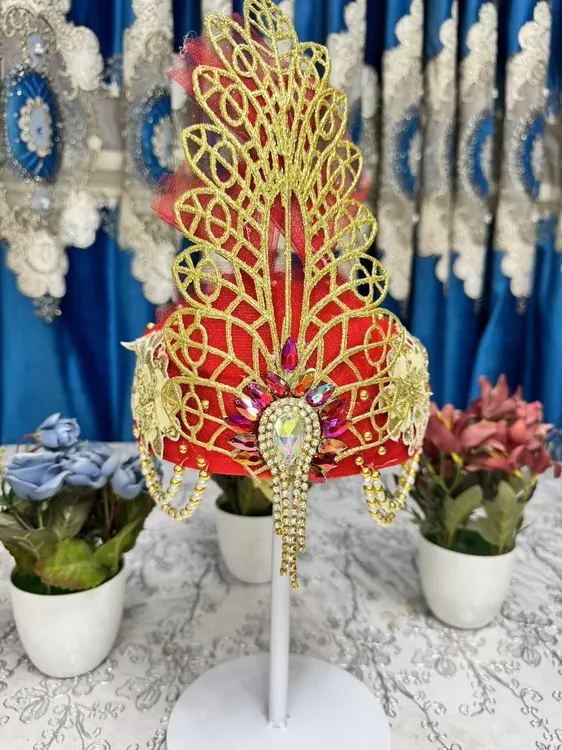 新疆舞蹈花帽羽毛贴钻广场舞头饰成人旅拍维族帽装饰民族风配饰