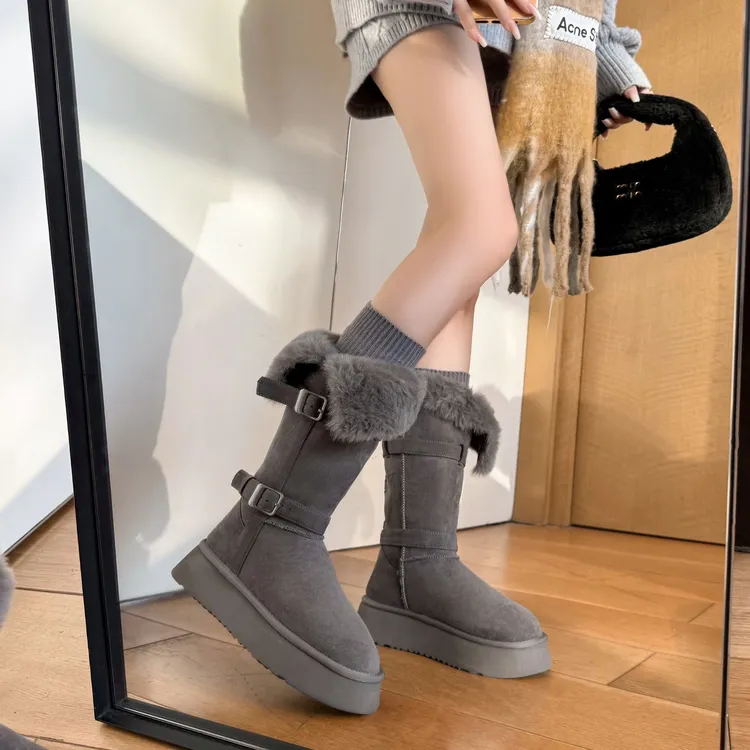 灰色长筒雪地靴女防滑保暖加厚加绒厚底靴子东北雪地棉鞋冬