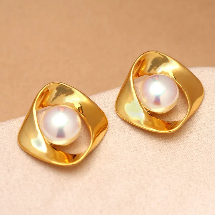 铜合金仿珍珠耳饰 法式轻奢时尚百搭复古简约素款耳环