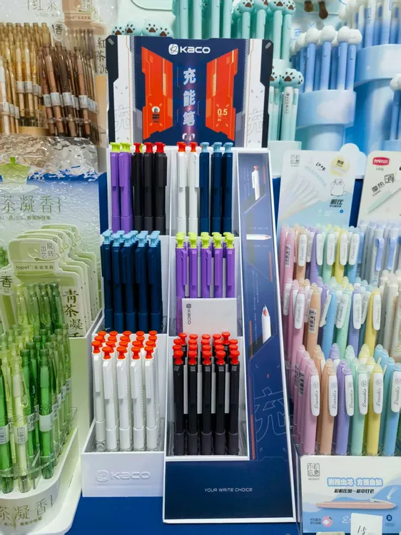 充能 核心科技稳定书写重心中性笔批发团购