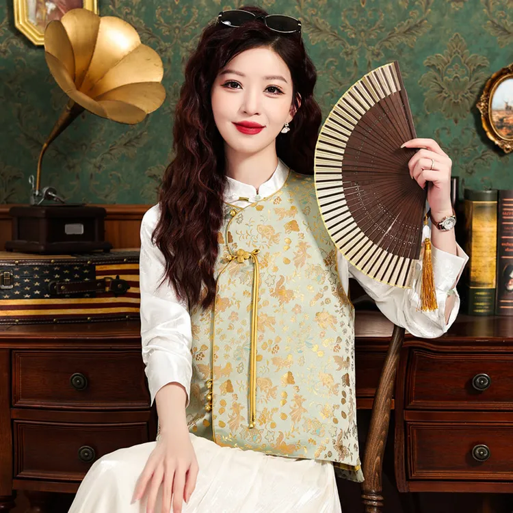 新中式国风马甲女2025年春秋季新款印花文艺茶服复古盘扣提花上衣