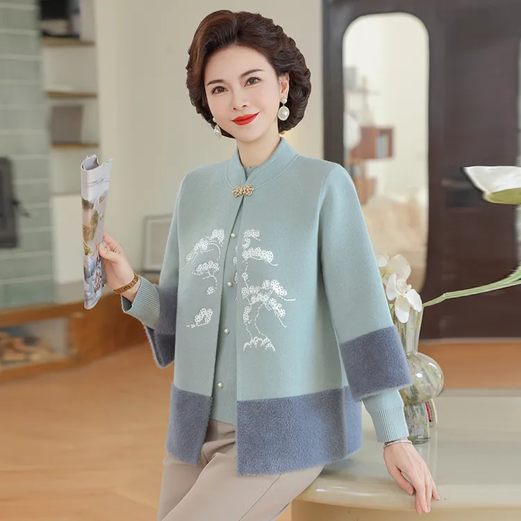 妈妈套装秋装两件套新款上衣春秋外套洋气中老年女装衣服