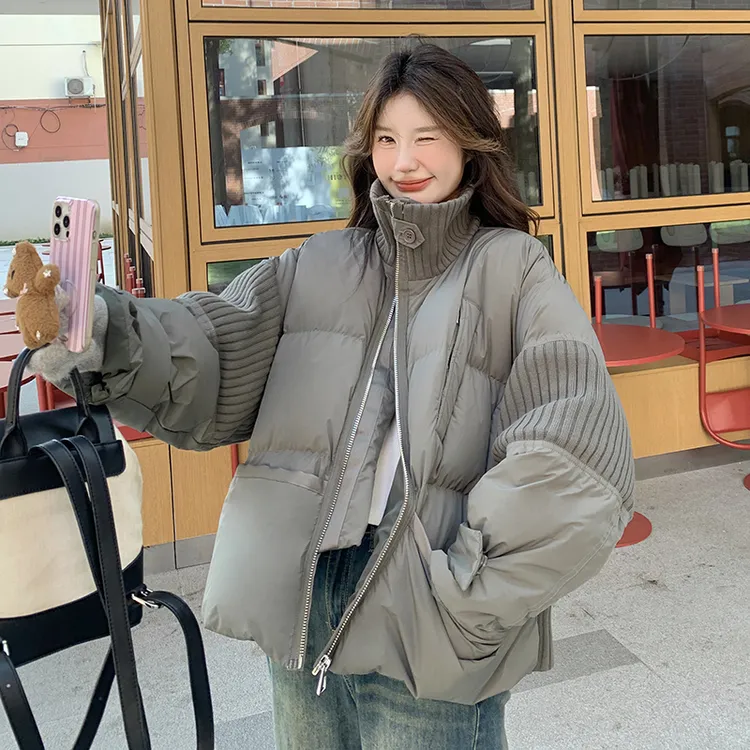 灰绿色羽绒服女2025冬设计感针织拼接慵懒风韩系小个子白鸭绒外套