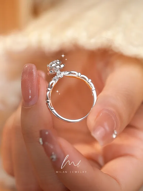 秘蓝 925银莫桑石戒指 手捧花钻戒/在逃公主求婚结婚轻奢时尚百搭