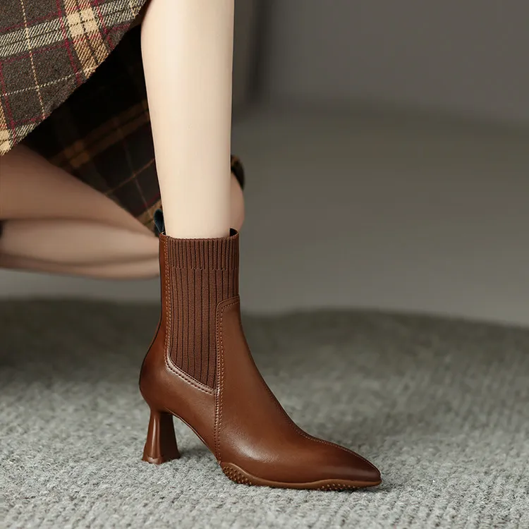 7.5㎝四季流行尖头百搭细跟瘦瘦靴秋冬真皮单靴简约美拉德色系6038