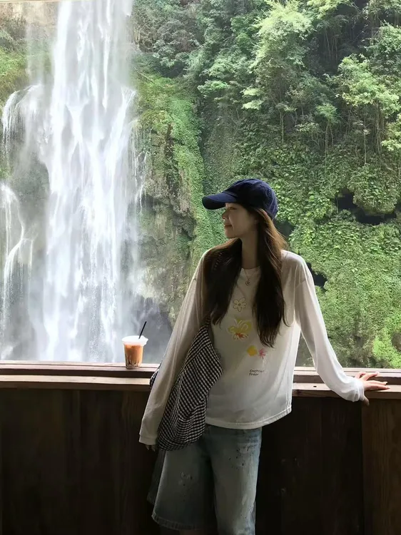 2025秋季新款韩系慵懒风蝴蝶印花防晒长袖T恤气质百搭牛仔裤套装