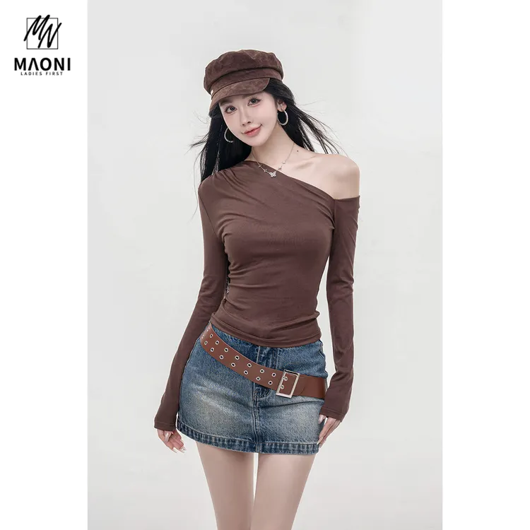 毛妮LADIESFIRST【美肩捕手】捏褶斜领露肩上衣女早秋打底衫L2145