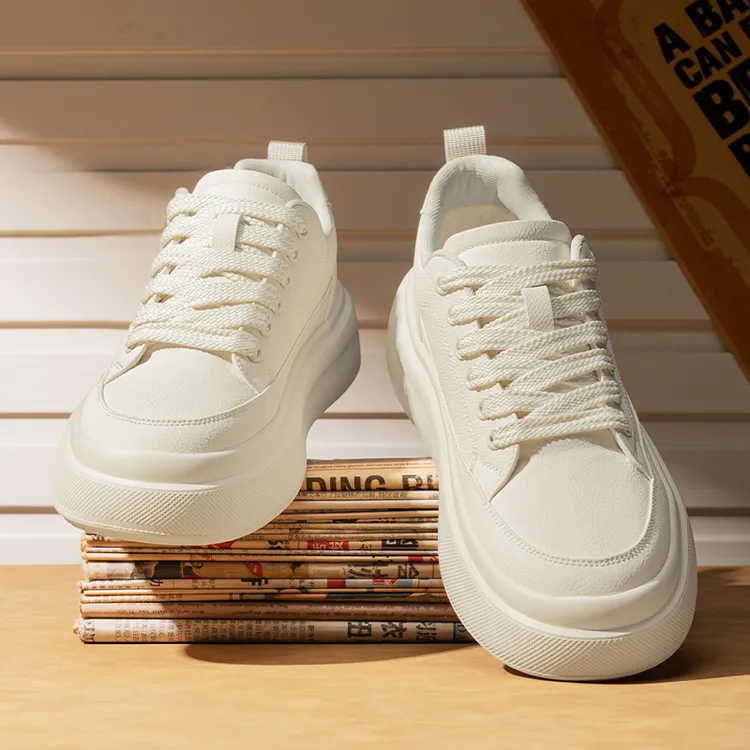 男鞋2025新款秋冬高级感纯白色休闲板鞋厚底增高百搭运动小白潮鞋