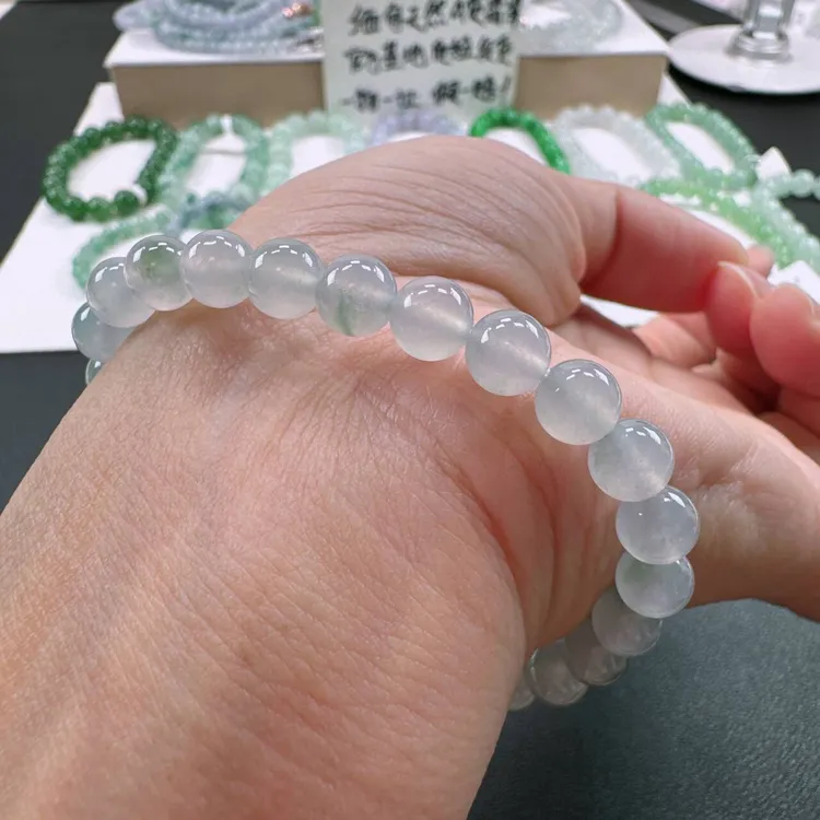 天然A货翡翠卡7.2mm老坑高冰种水润飘花圆珠单圈女士手串