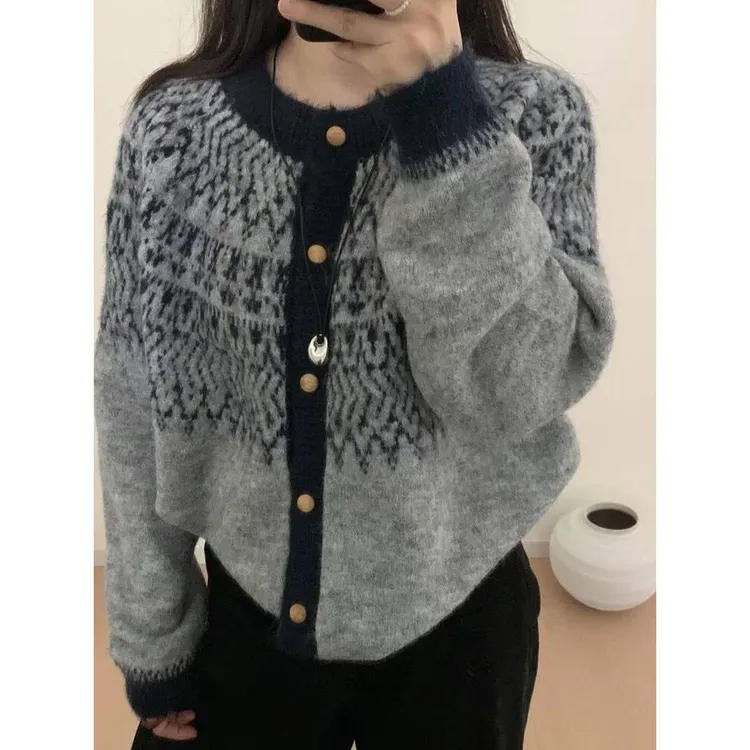 覆古撞色提花感宽松毛衣外套女秋冬女女女长袖短款针织衫上衣
