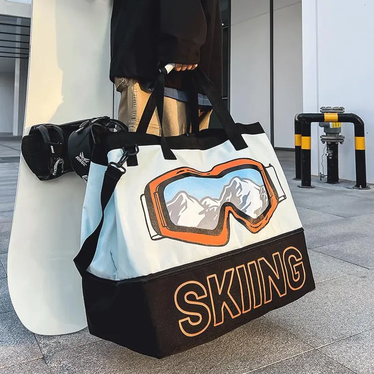 潮牌健身包男大容量短途旅行包手提出差行李袋干湿分离滑雪装备包