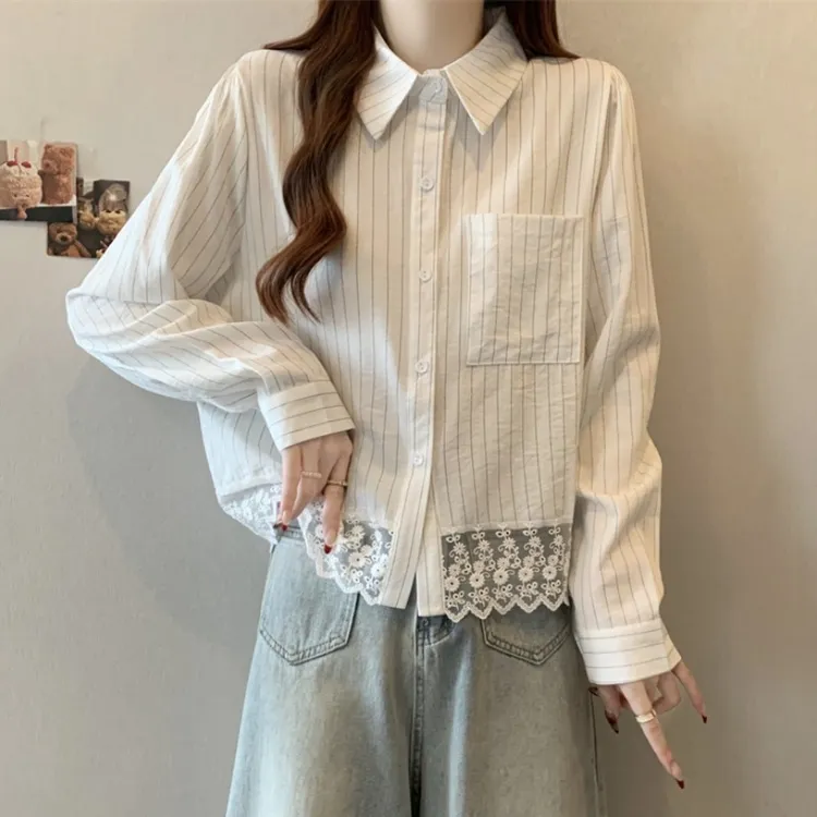 大码蕾丝拼接条纹衬衫女春秋新款微胖MM宽松显瘦百搭洋气长袖上衣