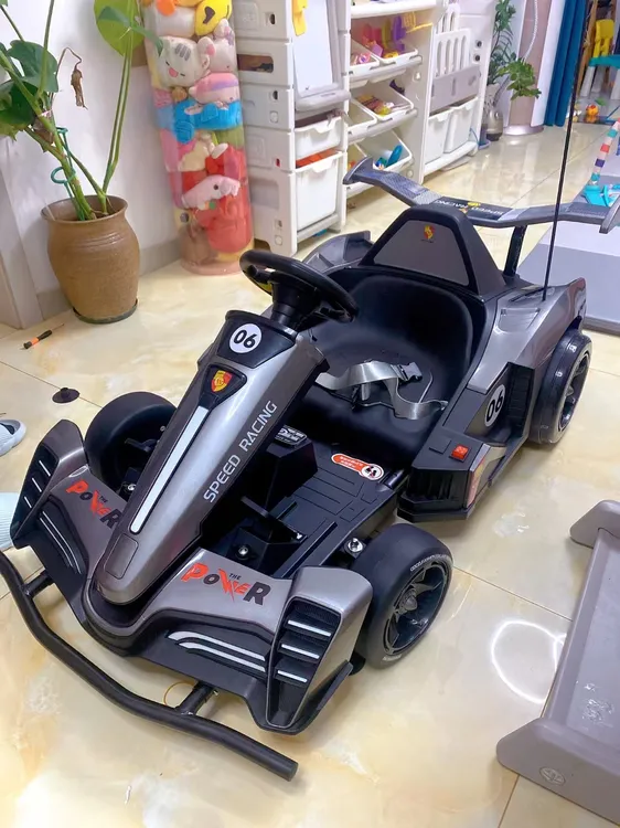 新款可伸缩电动卡丁车动力强劲适合与成人高速漂移玩具车