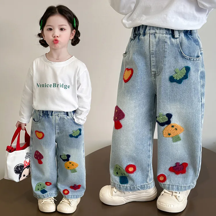 女童软牛仔裤洋气外穿儿童春秋休闲裤子宽松女宝宝小童直筒裤春款