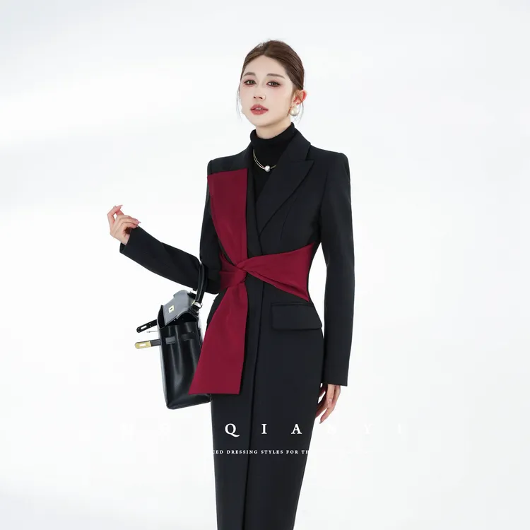 MD定制·杨千亿【潮流轮廓】2025冬季新款显瘦气质时尚百搭毛呢外套