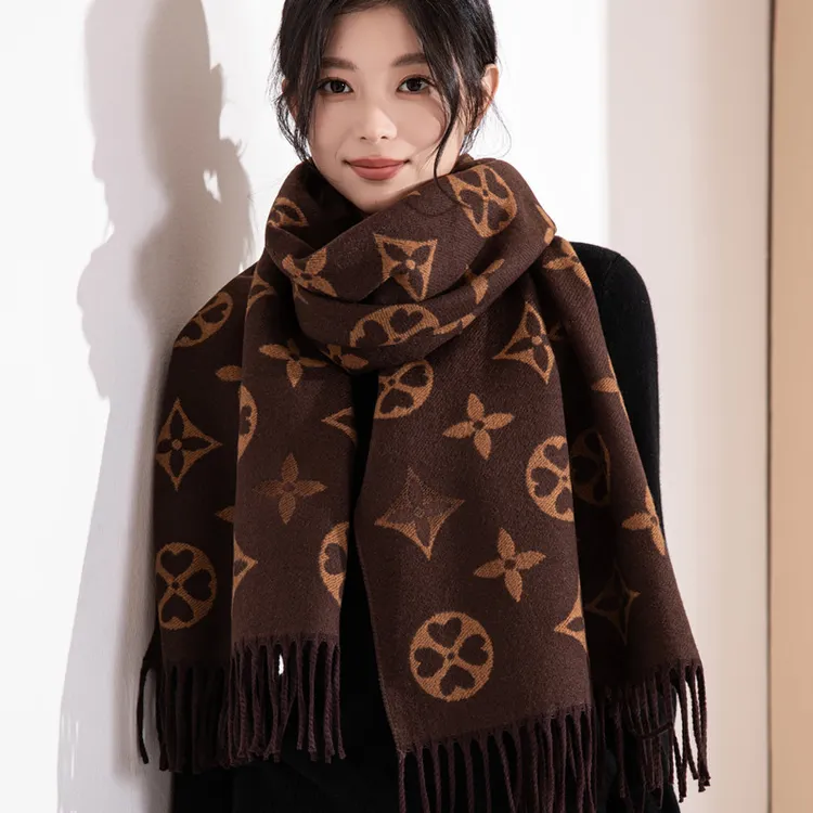 香港正品秋冬季围巾女士老花加厚保暖仿羊绒羊毛双面披肩定制外搭
