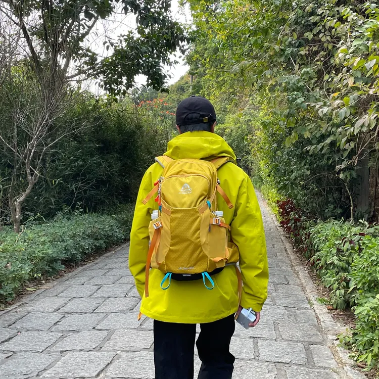 Aione/艾王专业户外登山包25升轻化量悬浮徒步旅行双肩包尼龙耐磨