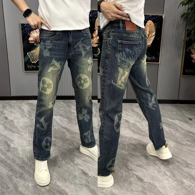 男士牛仔裤秋季新款长裤个性印花直筒牛仔裤水洗复古时尚男裤痞帅
