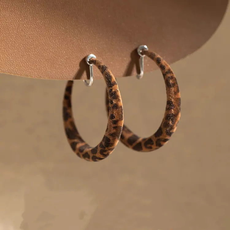 纯铜耳饰 秋冬复古植绒豹纹圈圈无耳洞耳夹高级轻奢素圈耳饰气质
