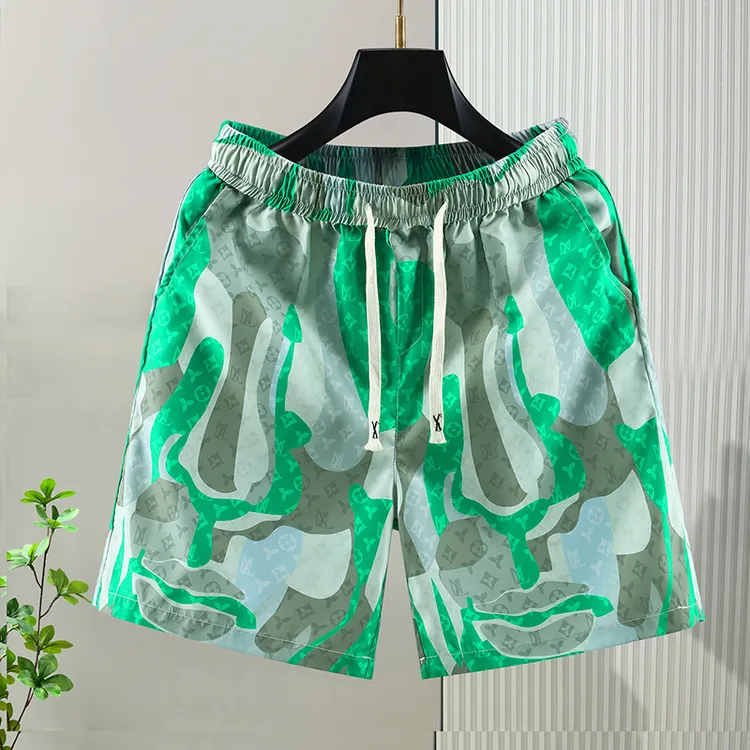 潮牌印花短裤夏季休闲运动男装欧洲站高端修身大码男五分沙滩裤薄