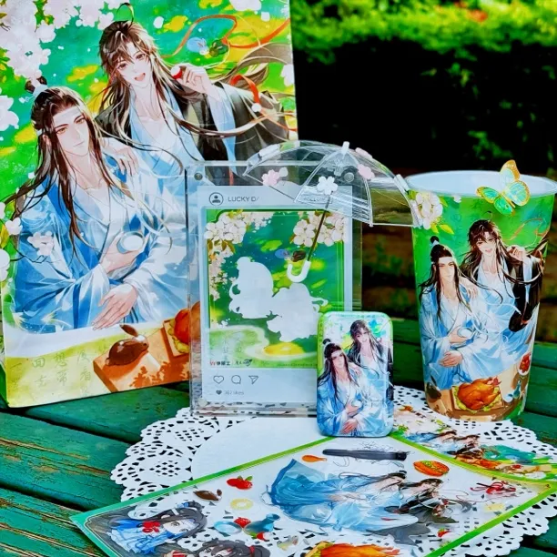 【正品代购】华莱士联名魔道祖师第二弹正品云深大王扇徽章贴纸