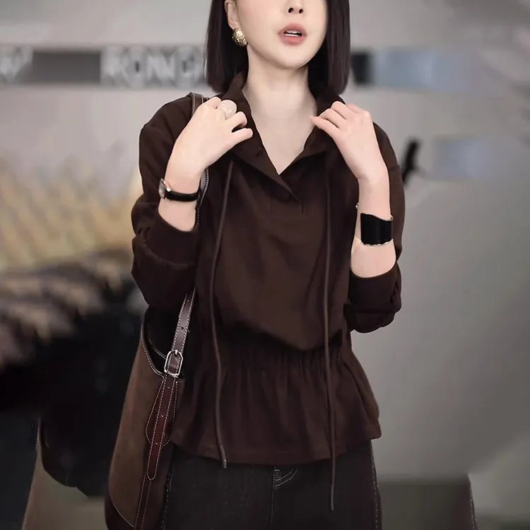 2025秋季新款时尚减龄收腰套头卫衣女慵懒风显瘦高领打底衫上衣